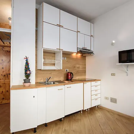 Erikzang - Cervinia In Out Breuil-Cervinia